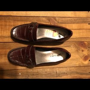 AK 2 Loafer iFlex‎ Reddish Brown Croc Print Slip On